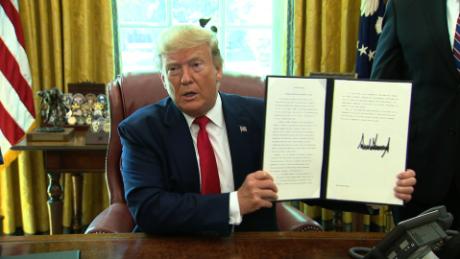 Trump&#39;s &#39;obliteration&#39; threat to Iran renews war fears