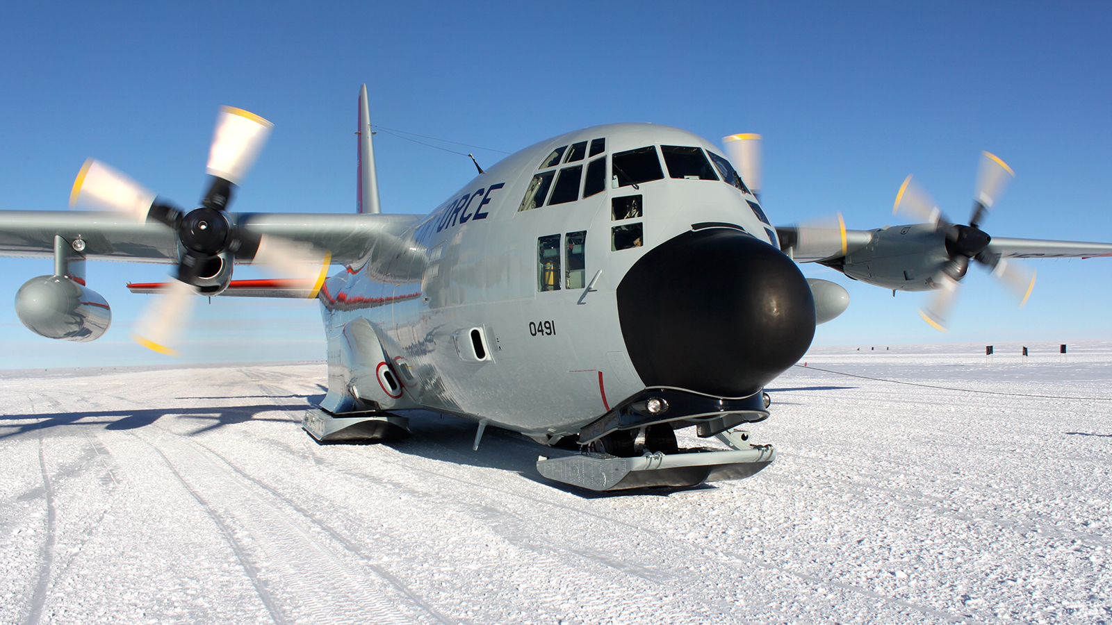 Air Force Removes Over 100 C 130 Aircraft From Service Due To Atypical Cracks Cnn Politics