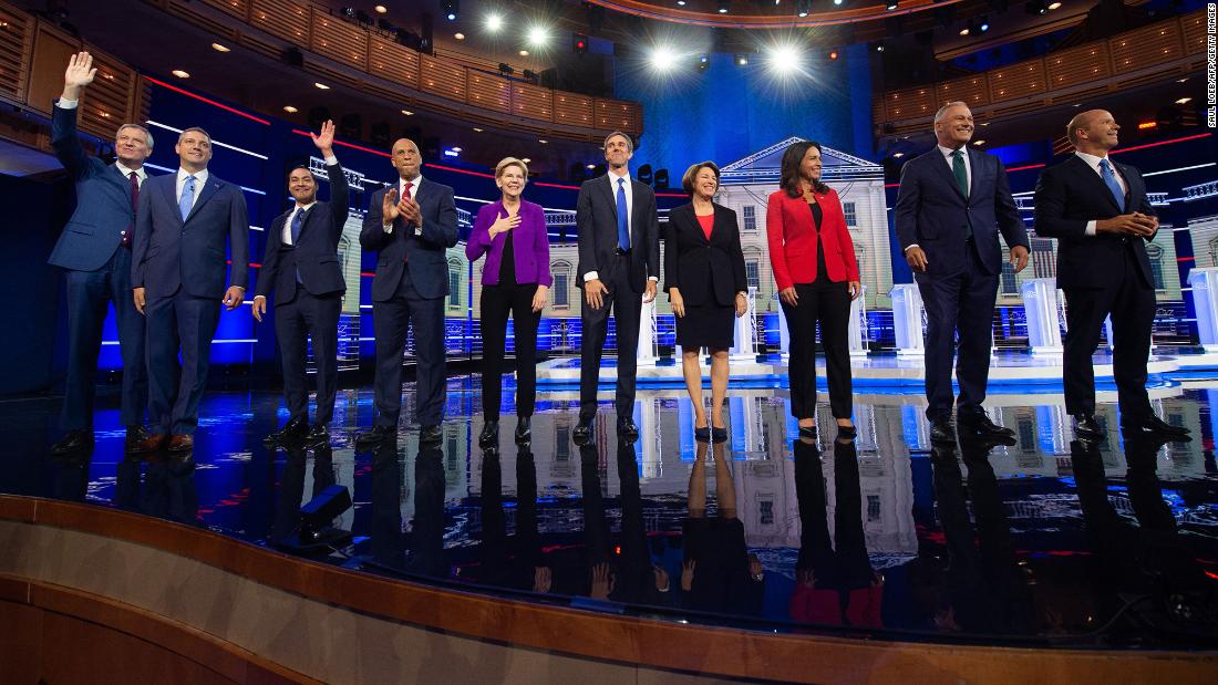 Ten candidates take the stage for the first debate on Wednesday. From left are New York Mayor Bill de Blasio, US Rep. Tim Ryan, Castro, US Sen. Cory Booker, US Sen. Elizabeth Warren, former US Rep. Beto O&#39;Rourke, US Sen. Amy Klobuchar, US Rep. Tulsi Gabbard, Washington Gov. Jay Inslee and former US Rep. John Delaney.