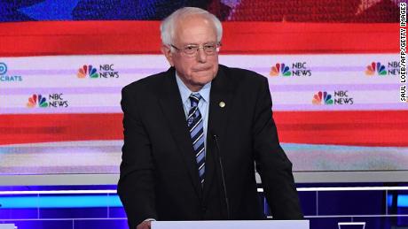 Bernie Sanders heads to Canada with diabetes patients seeking cheaper insulin 