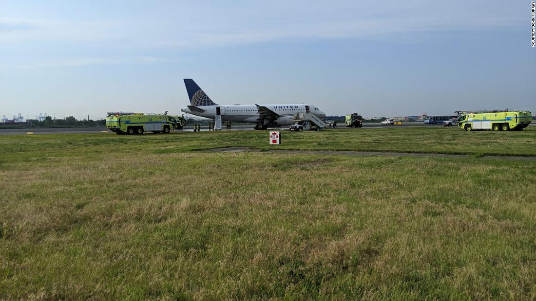 newark airport runway