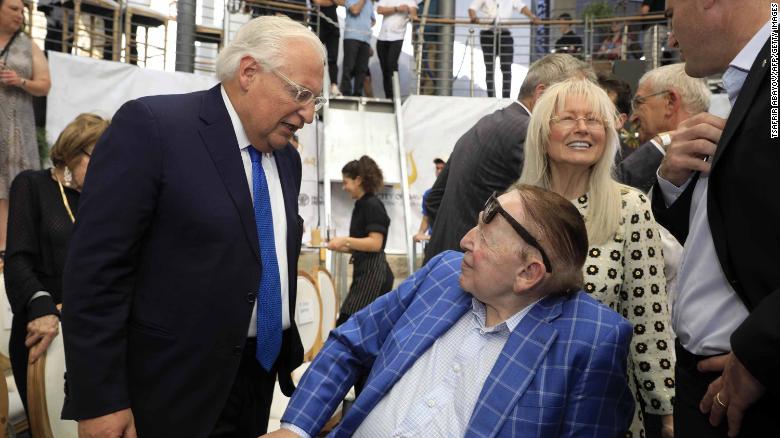 Adelsons provide $75 million cash infusion to Trump’s reelection effort