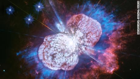 Hubble spies slow-motion fireworks in space