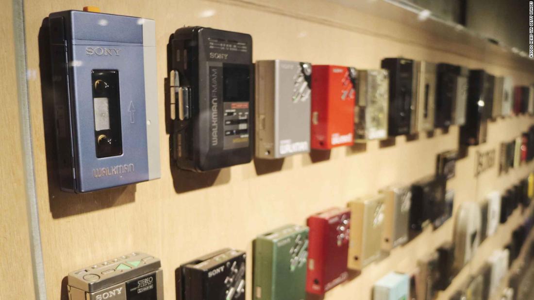 Walkman turns 40 | CNN Business