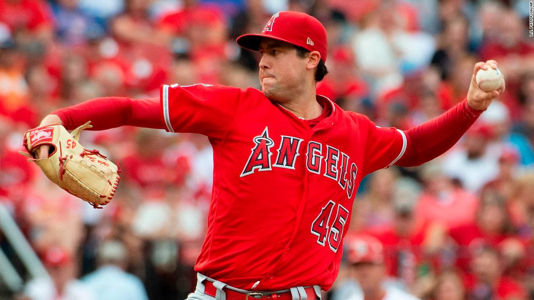 Vikings honor late Angels pitcher Tyler Skaggs, one of their biggest fans
