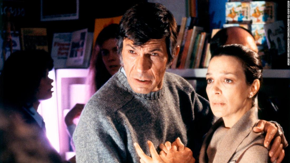 Leonard Nimoy and Lelia Goldoni on the set of 'Invasion of the Body Snatchers' (1978)