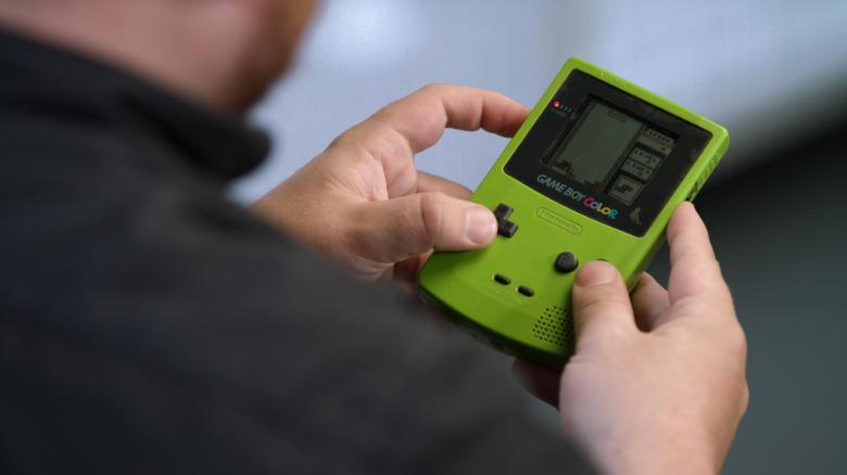 retro nintendo handheld games