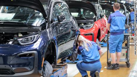 The global auto industry has the worst kind of problems