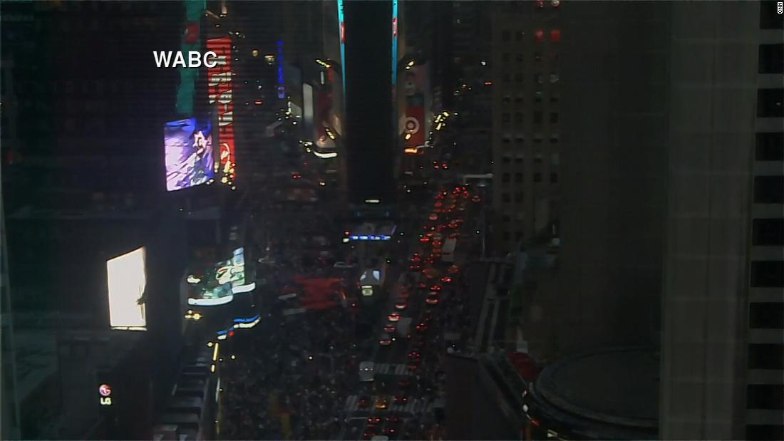 Live Updates New York City Hit With Major Power Outage Cnn