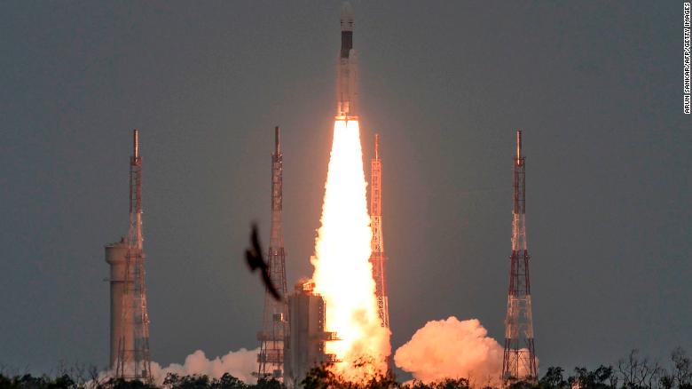 India's second attempt at launching Moon mission succeeds