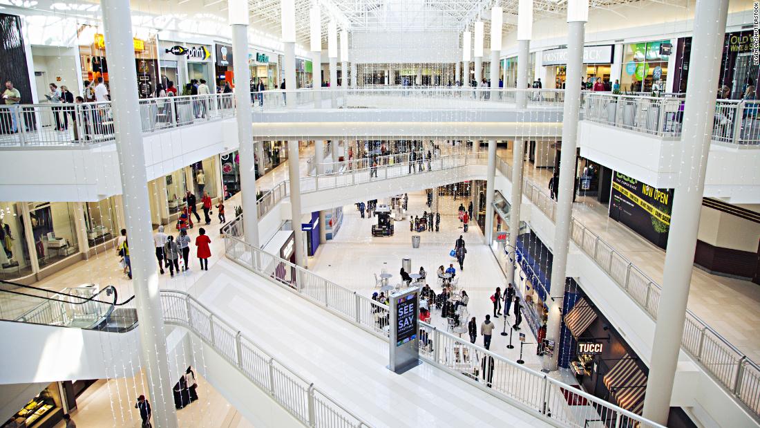 Photos show the third-largest mall in the US deserted as coronavirus'  spread affects businesses and tourism in California