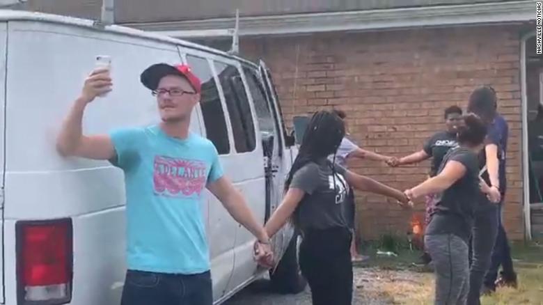ICE officers came for a Tennessee man His neighbors stepped in to stop ICE officers came for a Tennessee man His neighbors stepped in to stop