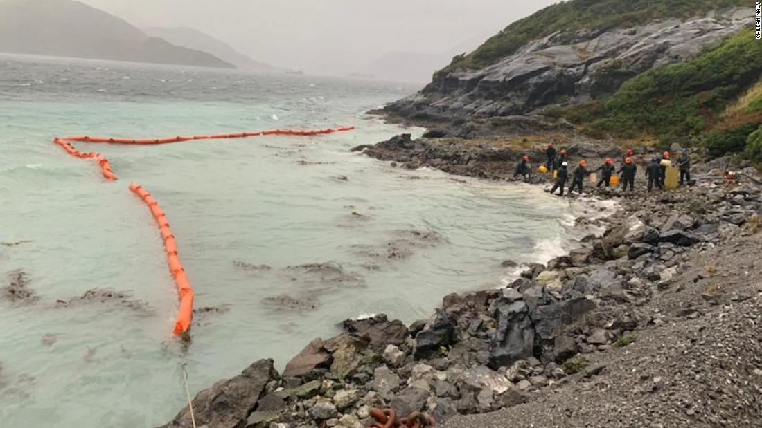 The Chilean Navy responds to an oil spill on Guarello Island on July 27, 2019. 