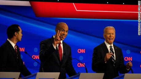 Cory Booker lands punches and punchlines in crucial Democratic debate