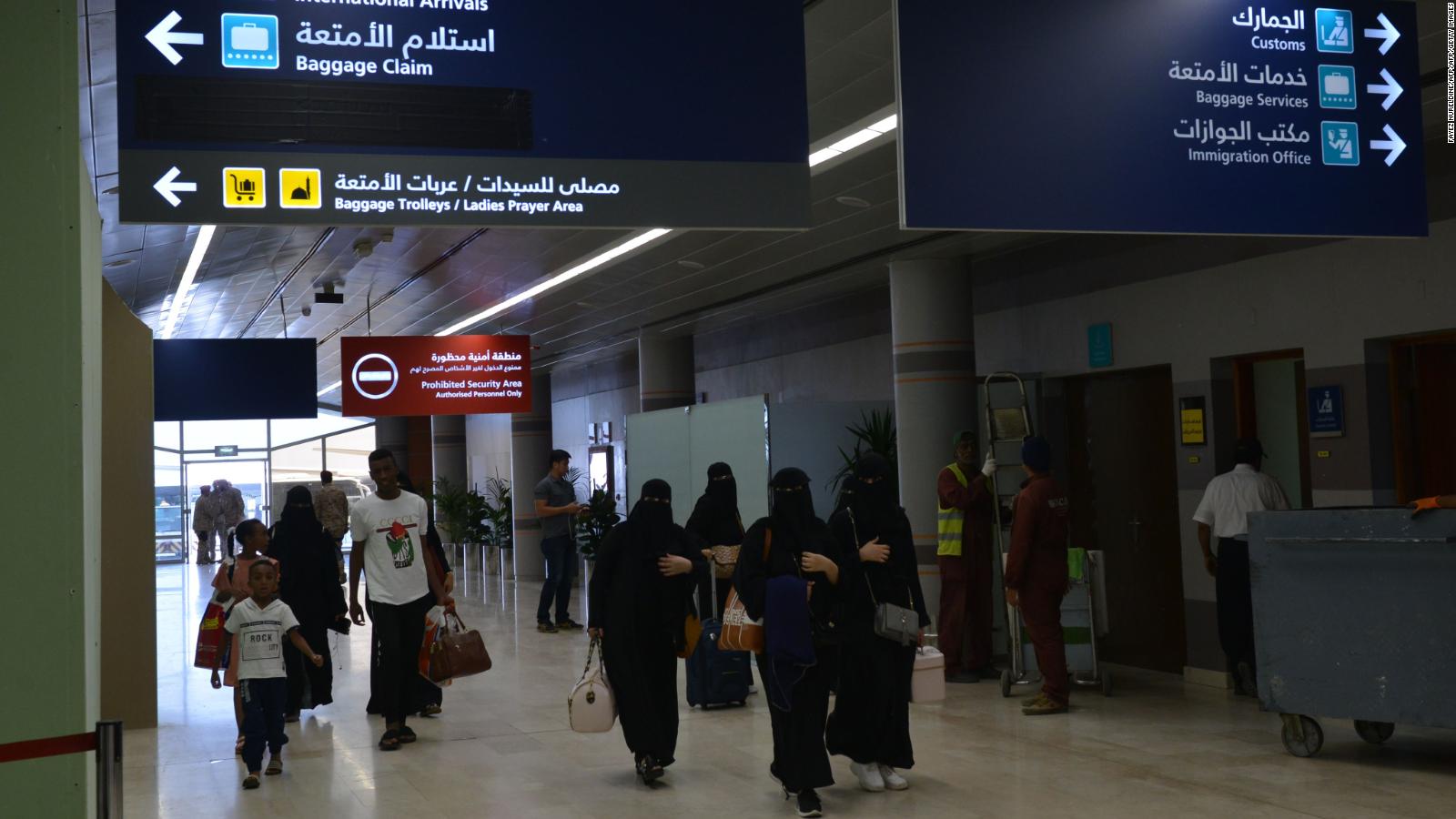 Saudi Arabian Women Finally Allowed To Hold Passports And Travel Independently Cnn 
