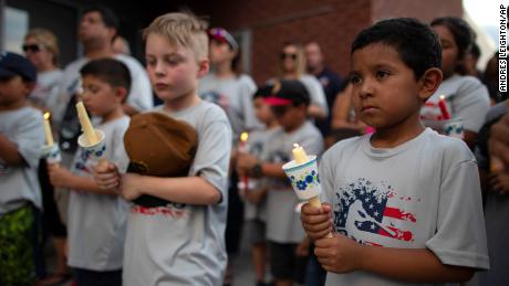 El Paso students return to school while mourning 22 people killed in a massacre