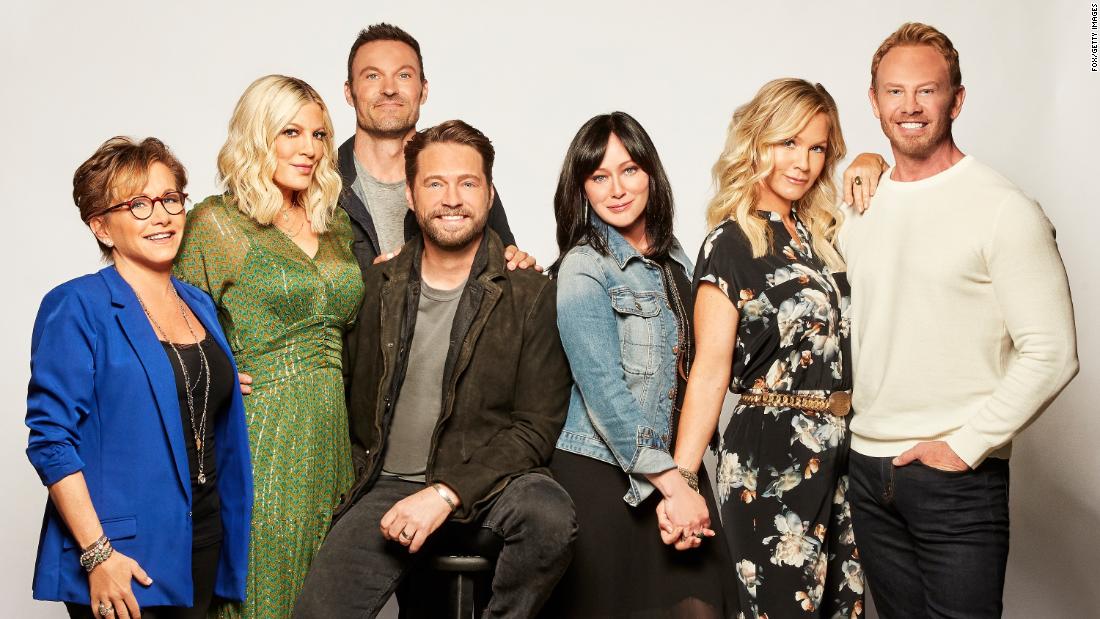The 'Beverly Hills, 90210' cast dances through the reboot's opening