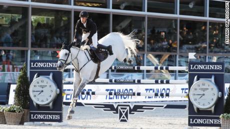 Maikel van der Vleuten and Dana Blue on the way to victory