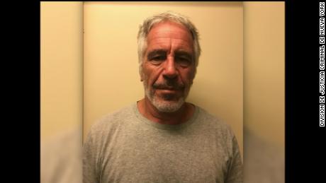 A timeline of what Jeffrey Epstein and his prison guards did in his final hours