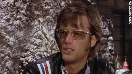Hollywood remembers 'sweet-hearted' Peter Fonda