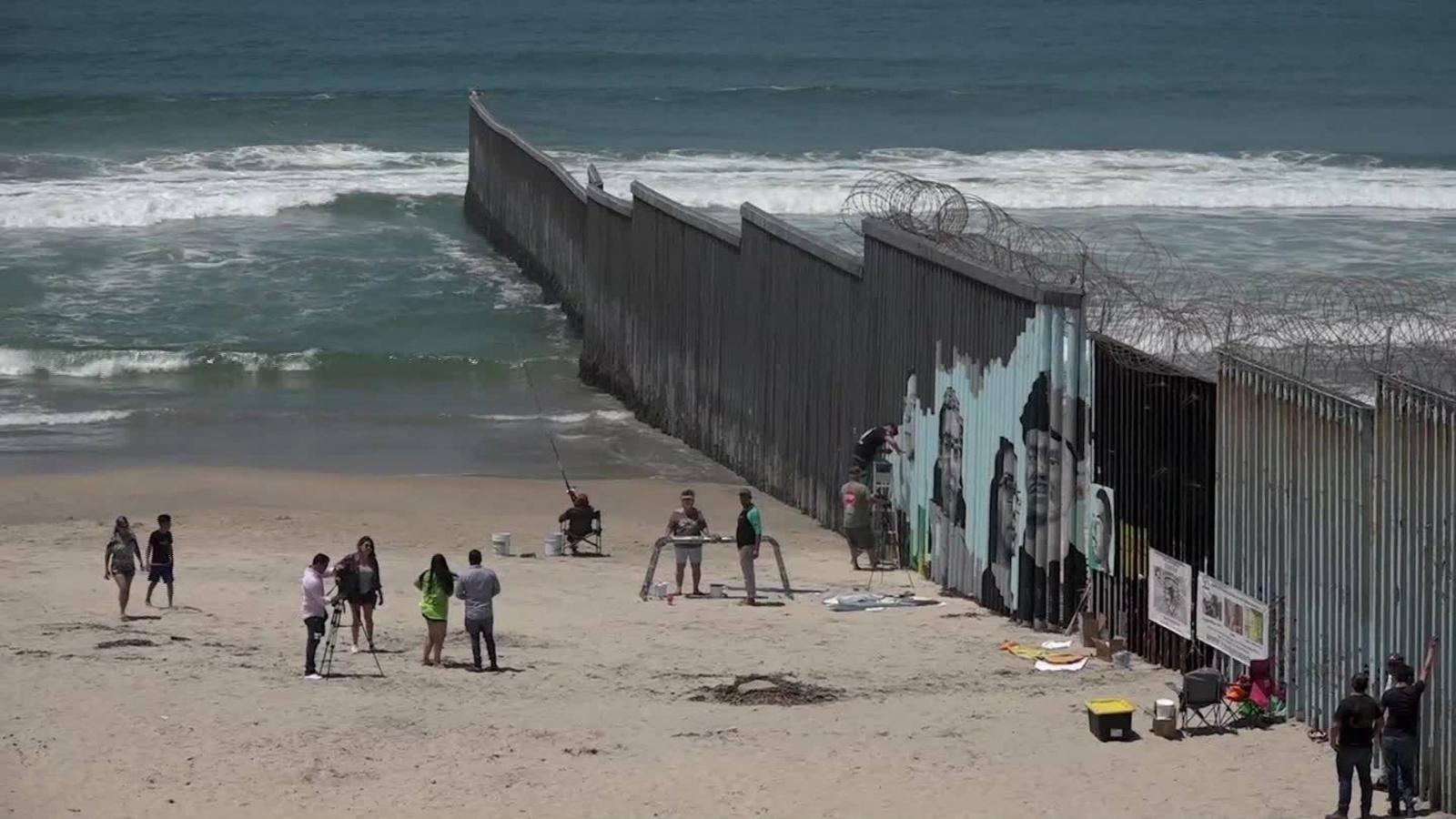 El Mural Que Retrata A Los Inmigrantes En La Frontera Entre Tijuana Y San Diego California 0541