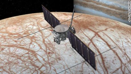 Το διαστημικό σκάφος Europa Clipper της NASA θα ερευνήσει το παγωμένο φεγγάρι του Δία για σημάδια ζωής