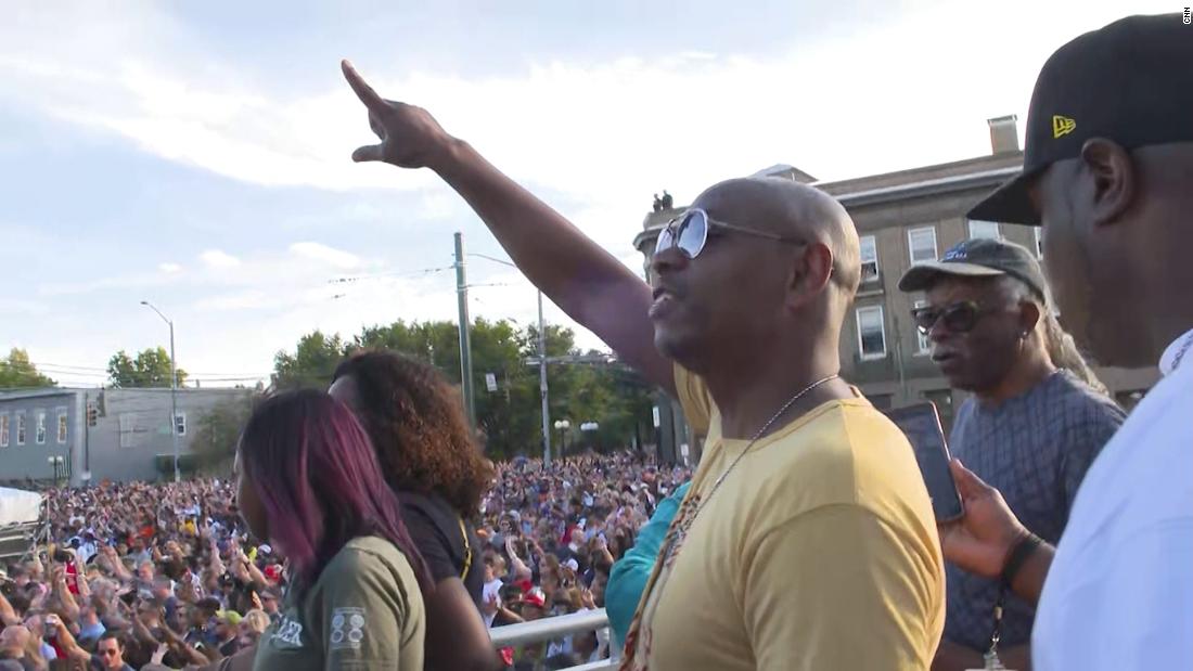 Dave Chappelle hosts benefit concert for Dayton, Ohio, weeks after mass ...