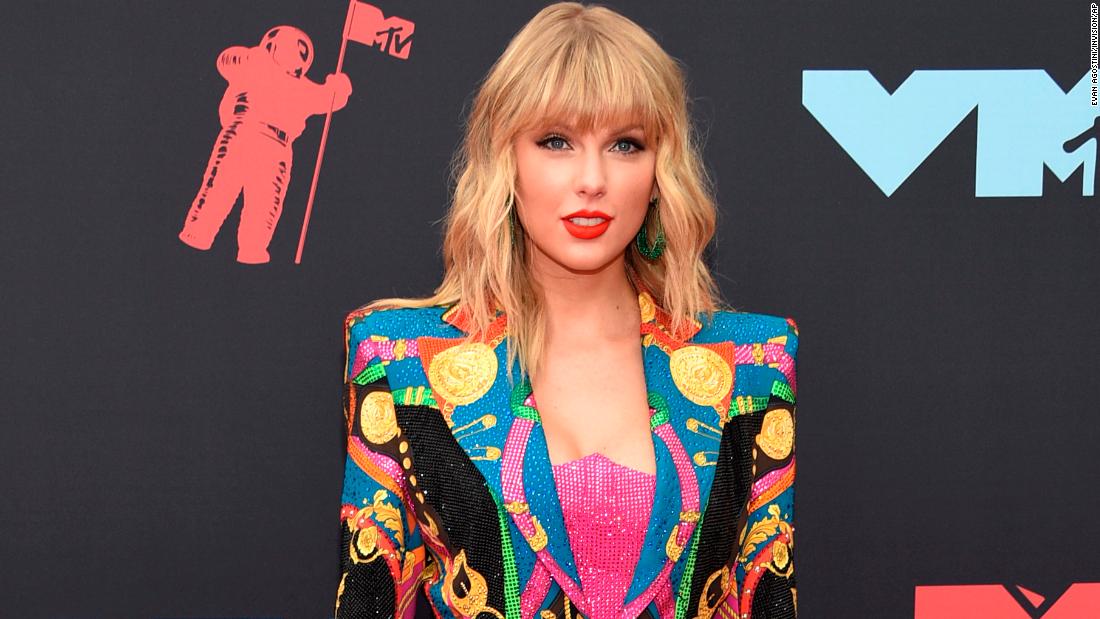 Taylor Swift S Landlord Didn T Know Who She Was Cnn