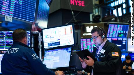 Stocks rally on hopes that trade tensions will ease