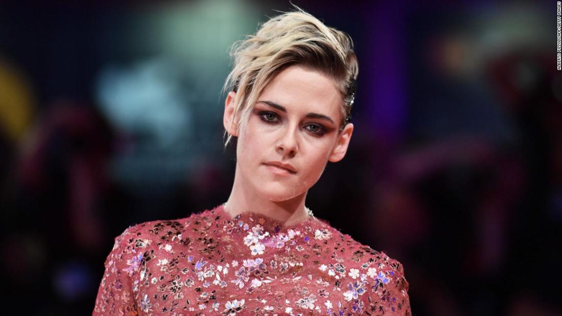 Kristen Stewart engaged to screenwriter Dylan Meyer