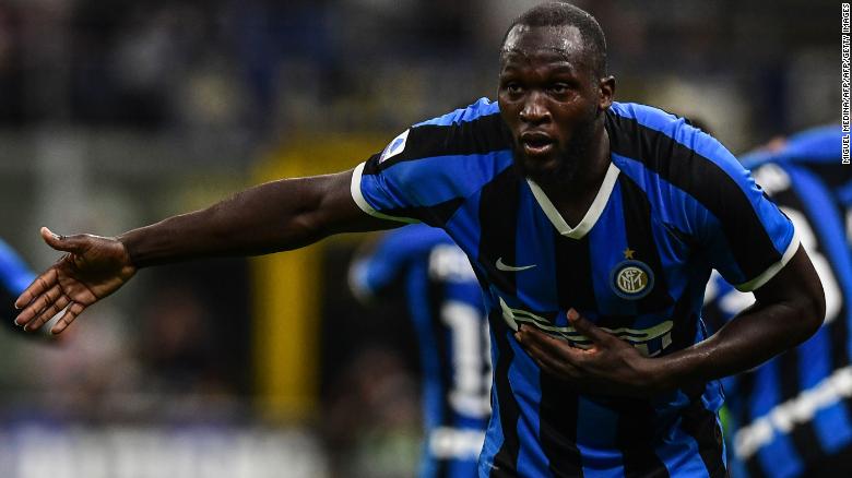 Lukaku celebrates after scoring against US Lecce.