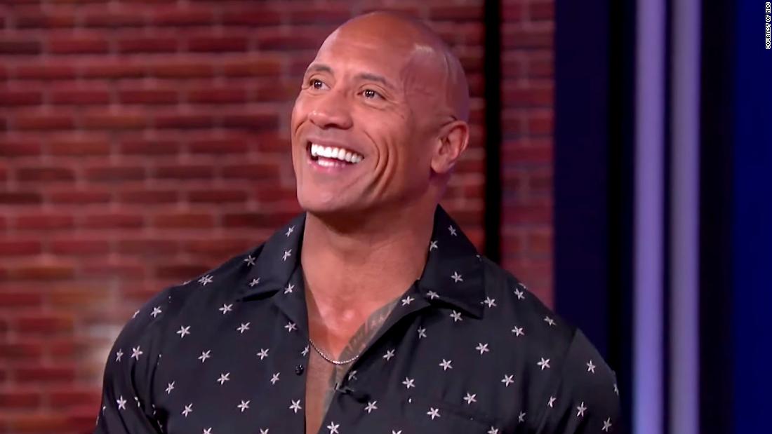 Dwayne johnson you re. Дуэйн Джонсон Ханна Монтана. Дуэйн Джонсон копы в Глубоком запасе. Дуэйн Джонсон гантель на руке. Скала Джонсон фотошоп Мем.