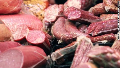 Red and processed meat are not ok for health, study says, despite news to the contrary