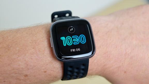 what can i do on my fitbit versa 2