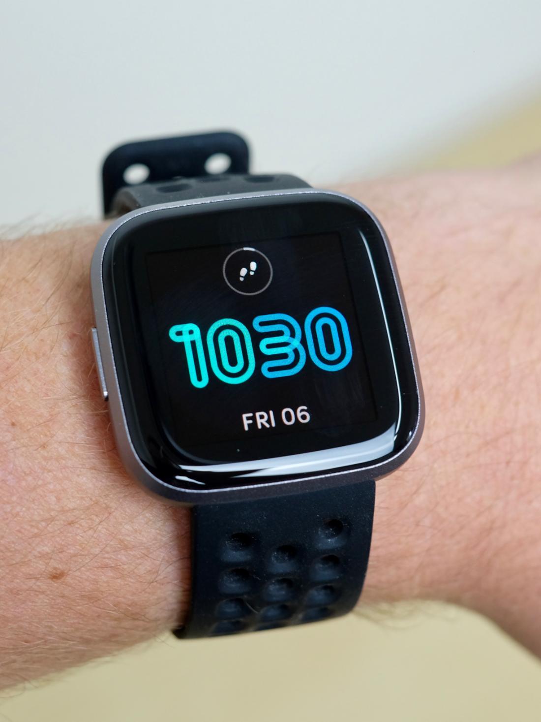 fitbit versa golf