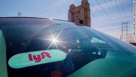 Amid sexual assault concerns, Lyft tries to reassure riders with safety measures