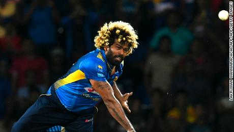 Lasith Malinga is one of 10  Sri Lankan players to pull out of the forthcoming tour of Pakistan. 
