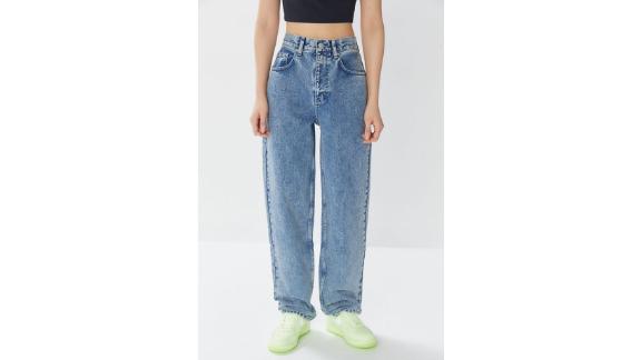 ugly baggy jeans