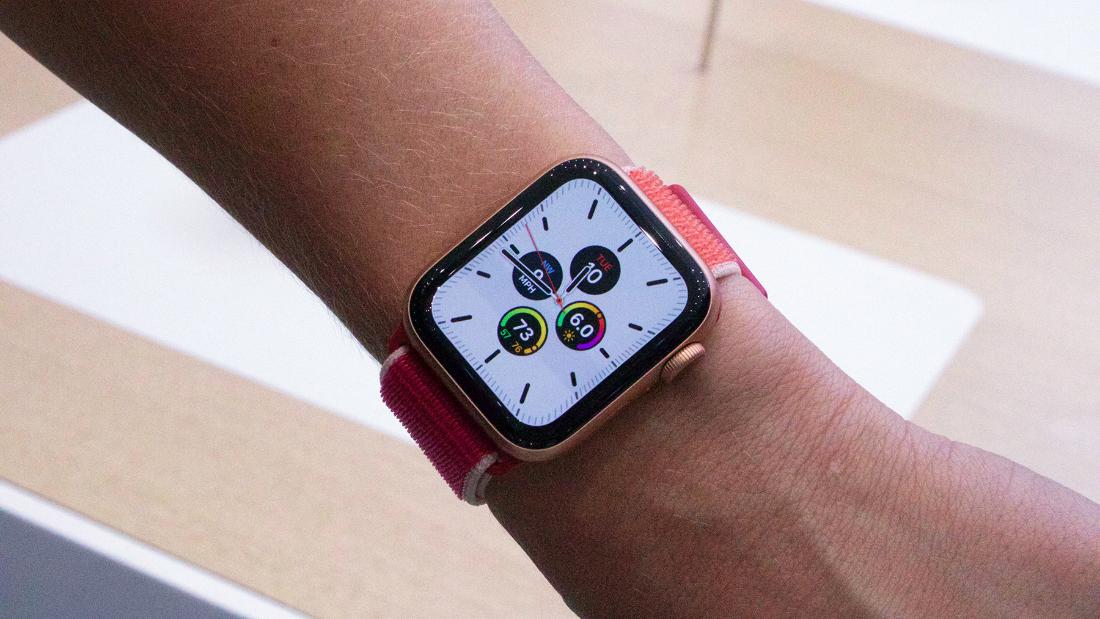 The Apple Watch Series 5 Is At An All Time Low Price On Amazon Cnn