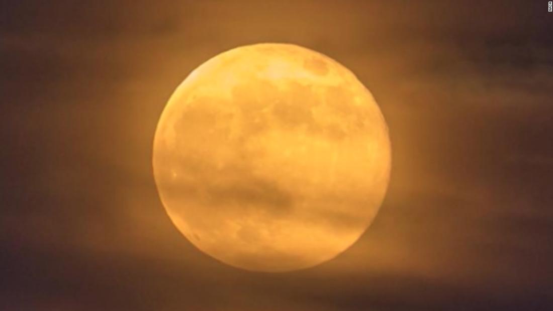 Full Moon Halloween: Watch a “blue moon” on October tonight