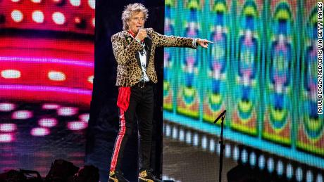 Rod Stewart speaks out about three-year battle with prostate cancer 