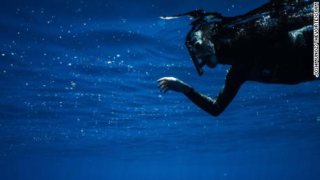 Ben Lecomte swims through &quot;a plastic soup.&quot;