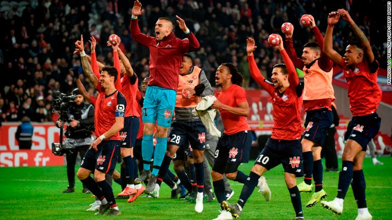 Lille&#39;s players celebrate hammering PSG 5-1 towards the end of last season.
