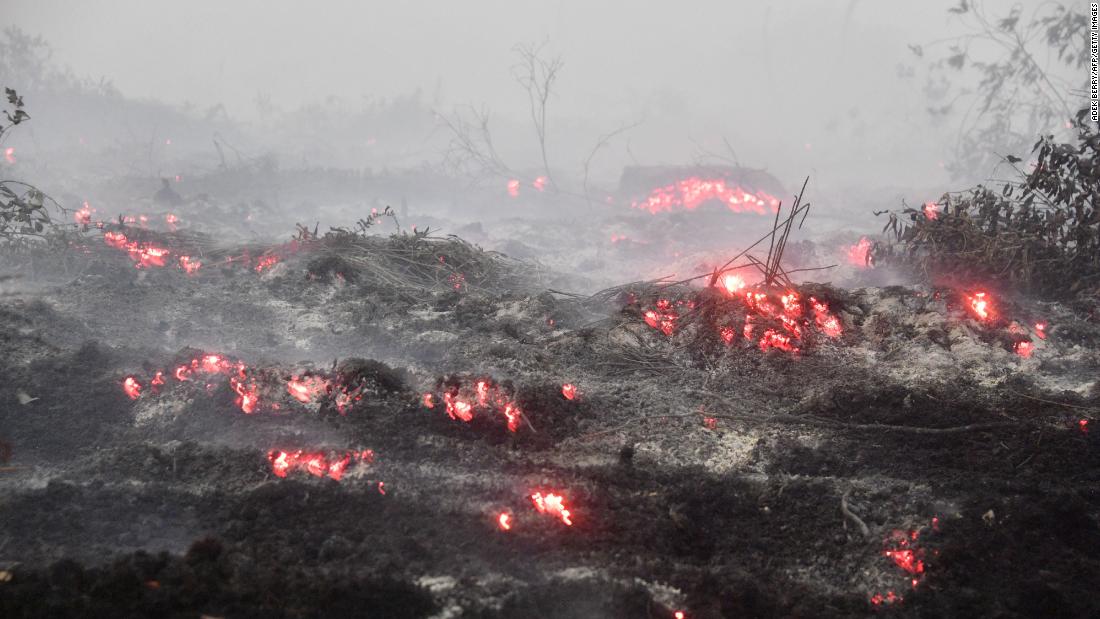 Indonesia Arrests Around 200 As Thick Smog From Forest Fires Reaches   190918141002 Indonesia Fires 1809 Super Tease 