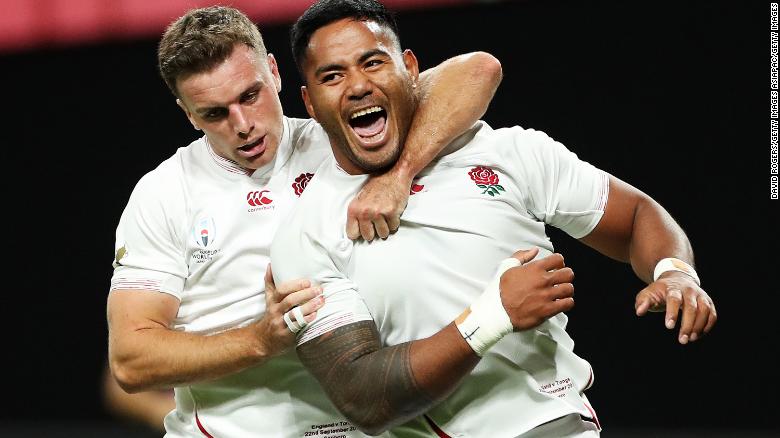 Manu Tuilagi celebrates scoring his side&#39;s second try at the 2019 Rugby World Cup.