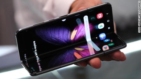 Samsung&#39;s Galaxy Fold will go on sale in the United States this week