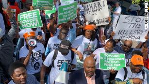 Omoyele Sowore Nigeria S Secret Police Storm Court To Re Arrest Activist And Journalist Cnn