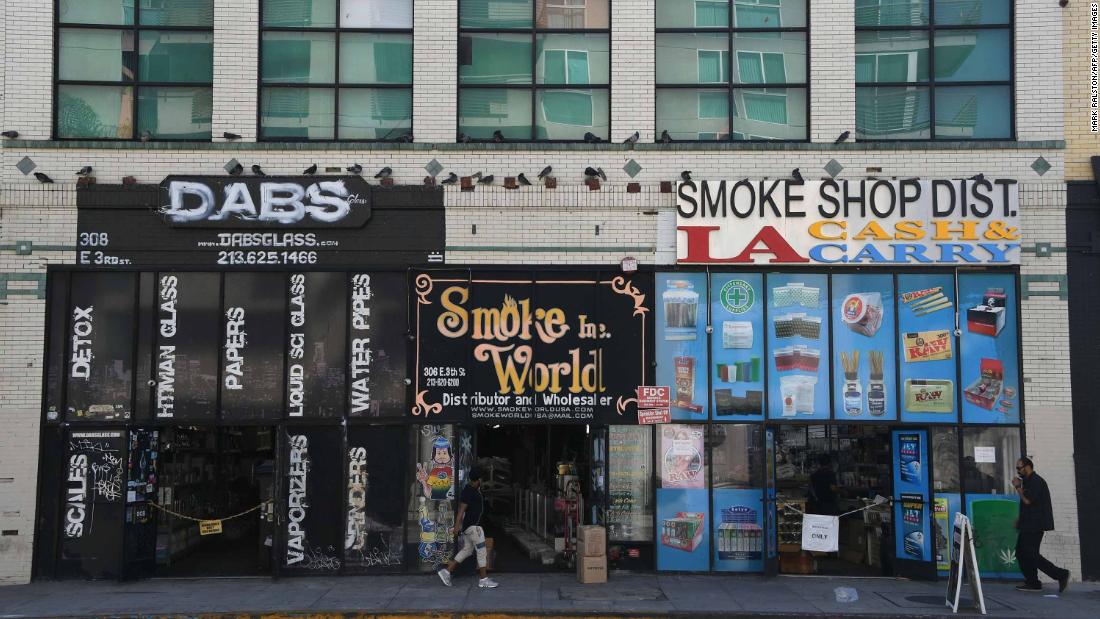 Vaping and E-cigarettes shops in Downtown Los Angeles.