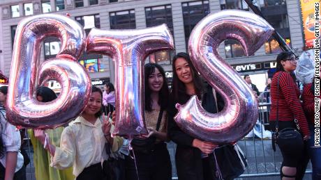 Fans ouside Times Square Studios on September 26, 2018, where BTS was set to perform.