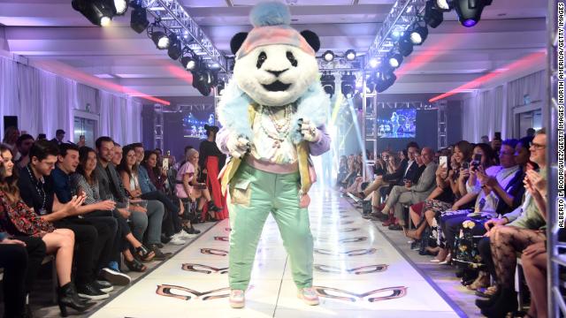 Gemist: 'The Masked Singer' reveals celeb behind the panda mask